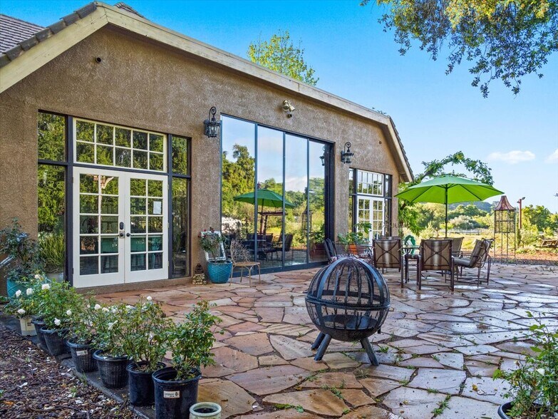 More Photos Of 39455 Avenida La Cresta, Murrieta Apartments For Sale