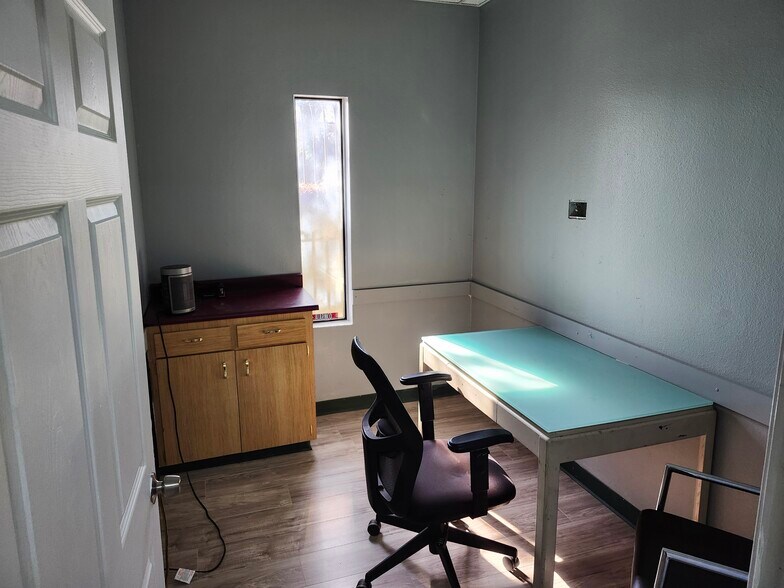 More Photos Of 3650 S Eastern Ave, Las Vegas Medical For Sale