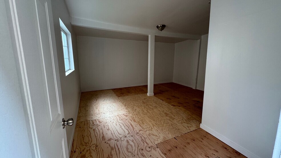 More Photos Of 6258 3rd St, San Francisco Storefront Retail Residential For Lease