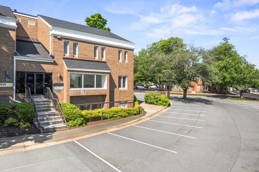 More Photos Of 3859-3871 Plaza Dr, Fairfax Office For Sale