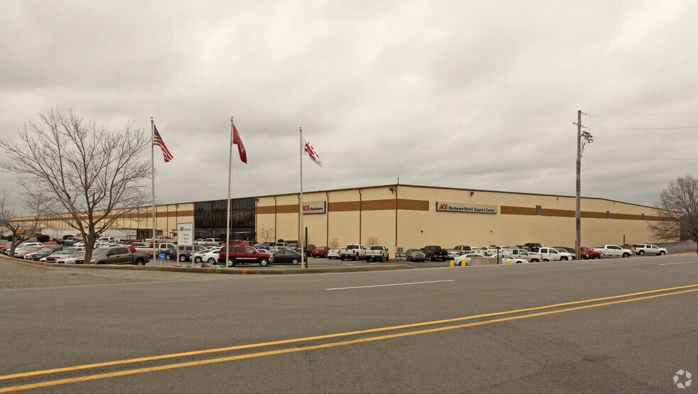 Primary Photo Of 400 Murphy Dr, Maumelle Distribution For Sale