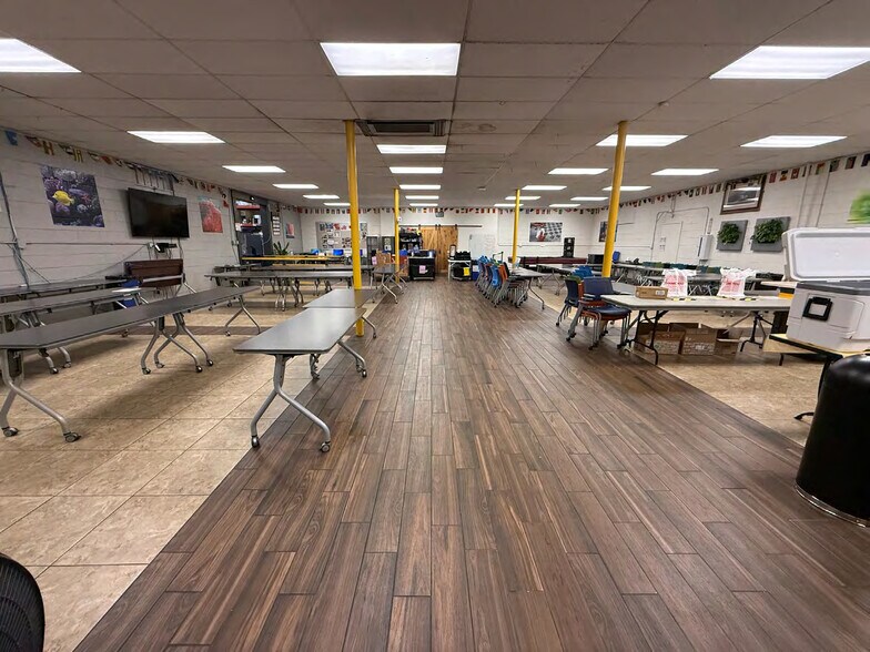 More Photos Of 1055-1075 Galapago St, Denver Warehouse For Sale