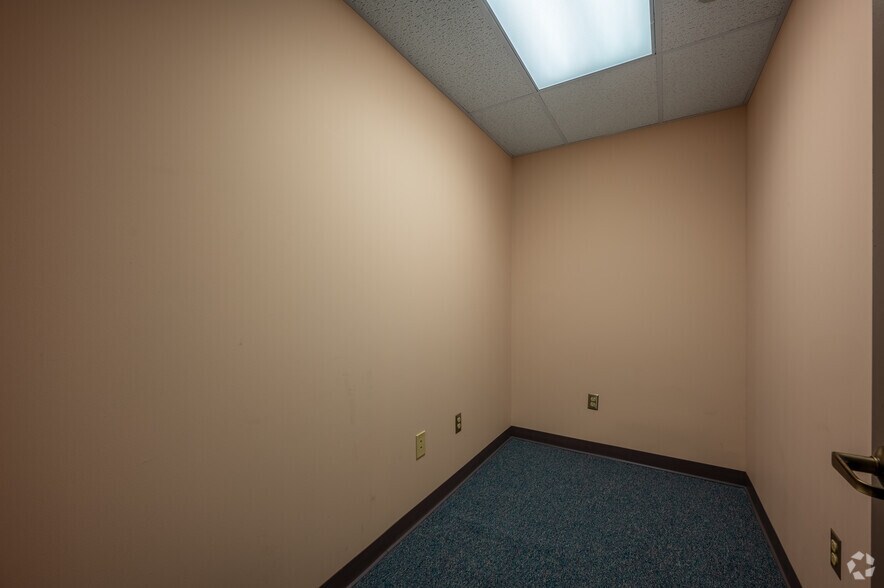 More Photos Of 1301 Grandview Ave, Pittsburgh Office For Lease