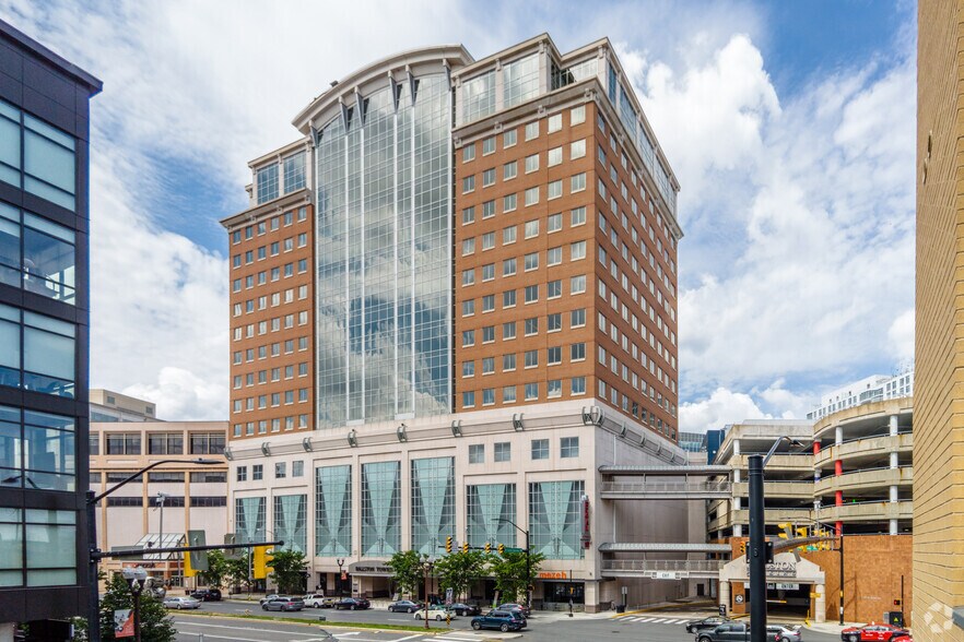 Primary Photo Of 671 N Glebe Rd, Arlington Office For Lease