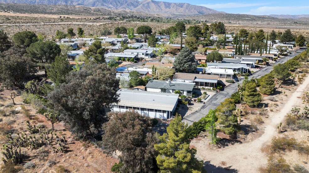 More Photos Of 16754 E Avenue X, Llano Manufactured Housing Mobile Home Park For Sale