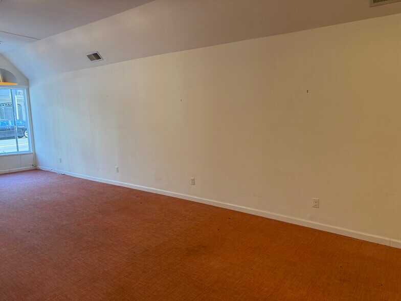 More Photos Of 736 14th St, San Francisco Apartments For Sale
