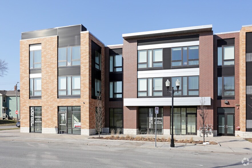 More Photos Of 1420 N Harrison St, Davenport Apartments For Lease