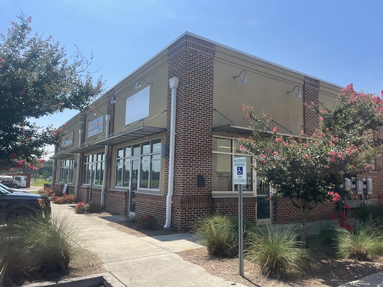 More Photos Of 117 Foxbank Plantation Blvd, Moncks Corner Storefront Retail Office For Lease