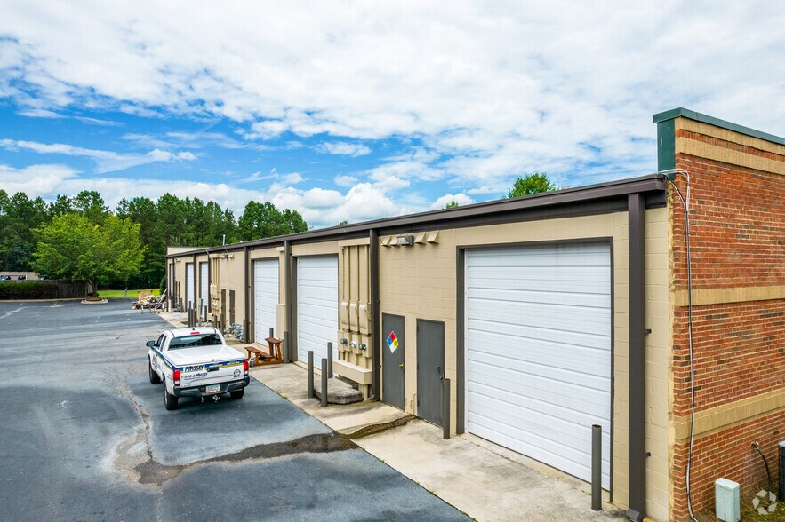 More Photos Of 640 Hwy 314, Fayetteville Freestanding For Lease