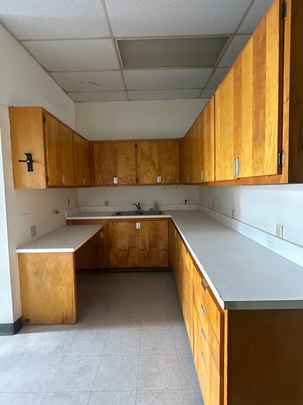 More Photos Of 127 E Garvey Ave, Monterey Park Storefront Retail Office For Lease