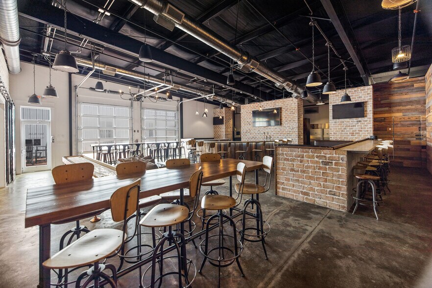 More Photos Of 790 N Highway 393, Santa Rosa Beach Warehouse For Lease