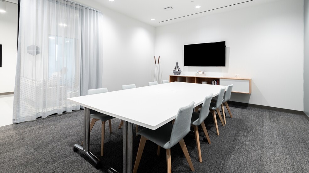 More Photos Of 332 S Michigan Ave, Chicago Coworking Space