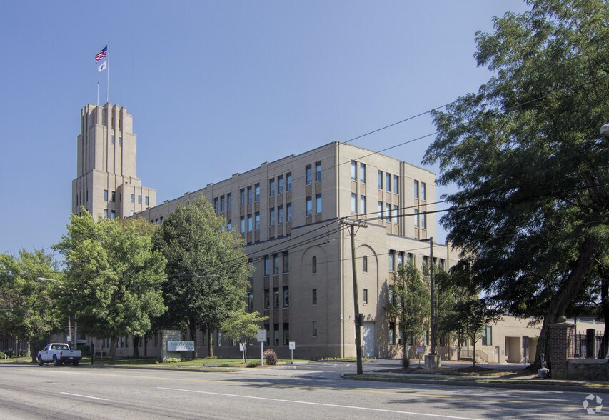 More Photos Of 705 Mount Auburn St, Watertown Office For Lease