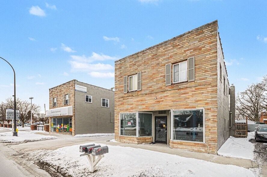 More Photos Of 1638 S Wayne Rd, Westland Storefront Retail Residential For Lease