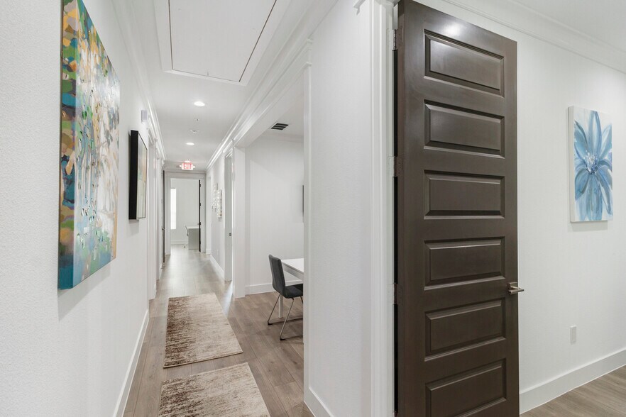 More Photos Of 2681 MacArthur Blvd, Lewisville Medical For Sale