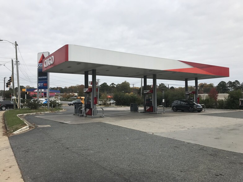 More Photos Of 601 Eastway Dr, Charlotte Convenience Store For Sale