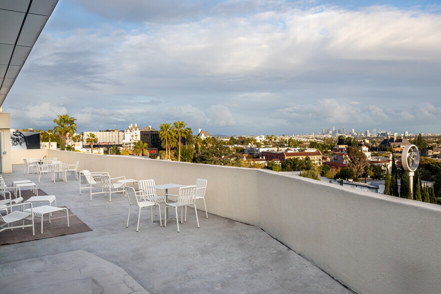 More Photos Of 8305 W Sunset Blvd, West Hollywood Office For Lease
