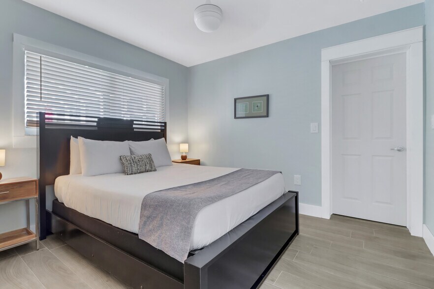 More Photos Of 4838 Esplanade St, Bonita Springs Multifamily For Sale