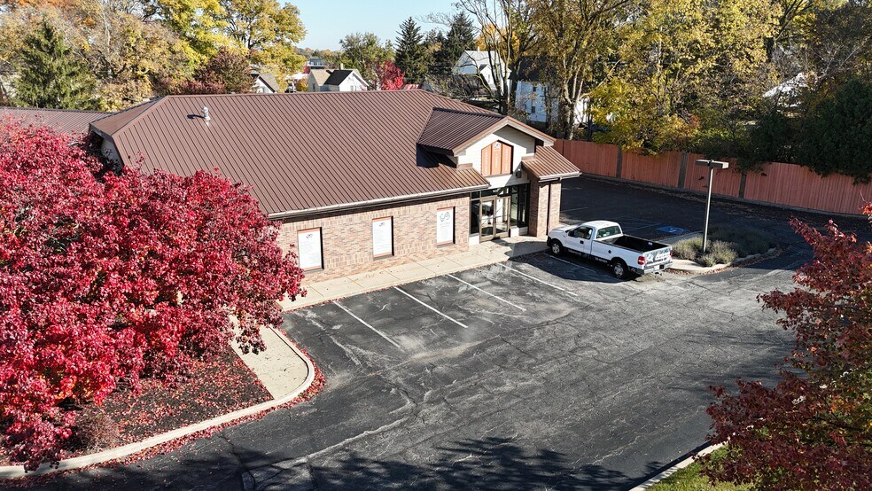 More Photos Of 1800 Union St, Lafayette Office For Sale