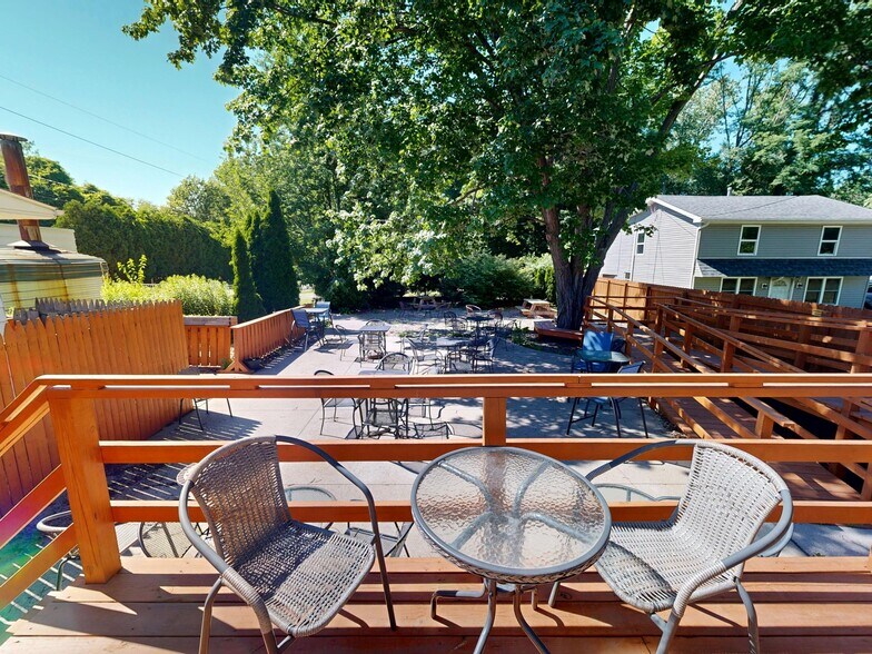 More Photos Of 6990 W Lake Rd, Fairview Restaurant For Sale