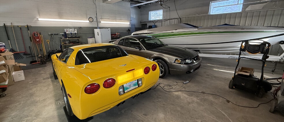 More Photos Of 3811 Portage Av, Winnipeg Flex For Lease