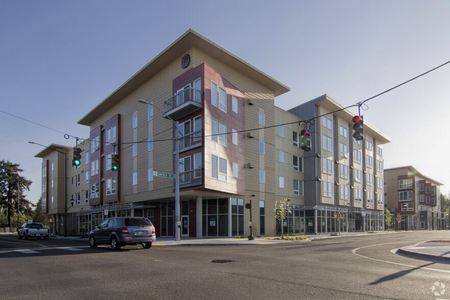 More Photos Of 323 Garfield St S, Parkland Apartments For Lease