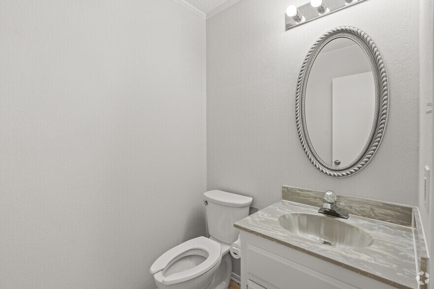 More Photos Of 190 W Highway 114, Southlake Office Residential For Lease