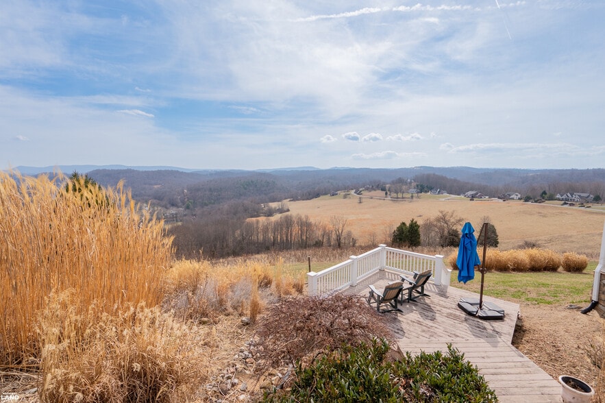 More Photos Of 125 River Ridge Dr, Pearisburg Hospitality For Sale