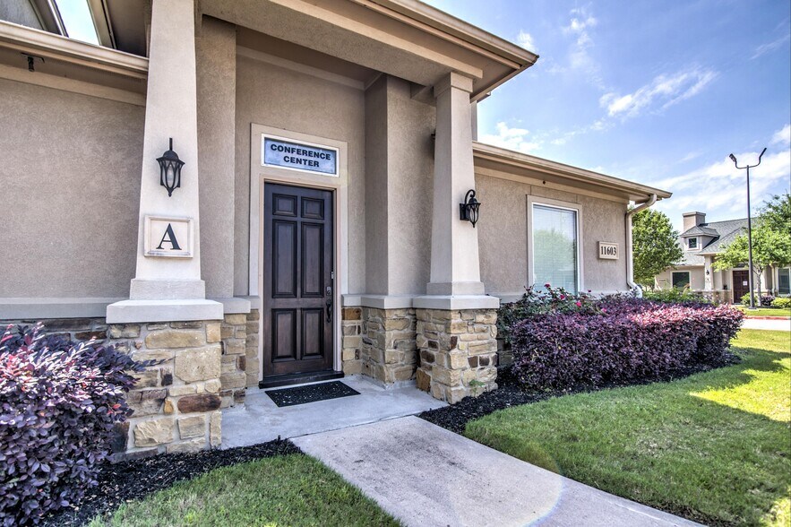 More Photos Of 11601 Spring-cypress Rd, Tomball Unknown For Lease