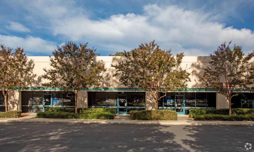 More Photos Of 23 Las Colinas Ln, San Jose Warehouse For Lease