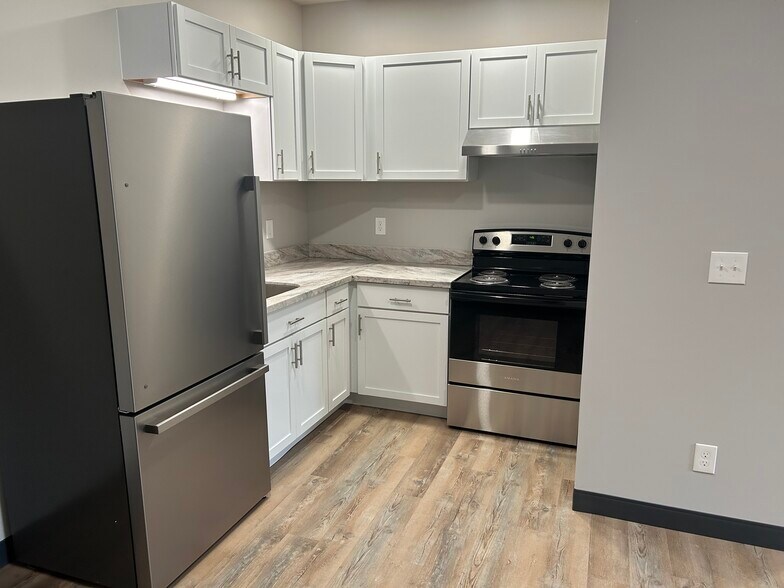 More Photos Of 855 Louisville Rd, Frankfort Apartments For Sale