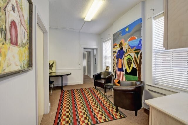 More Photos Of 1143 S 6th St, Louisville Office For Sale
