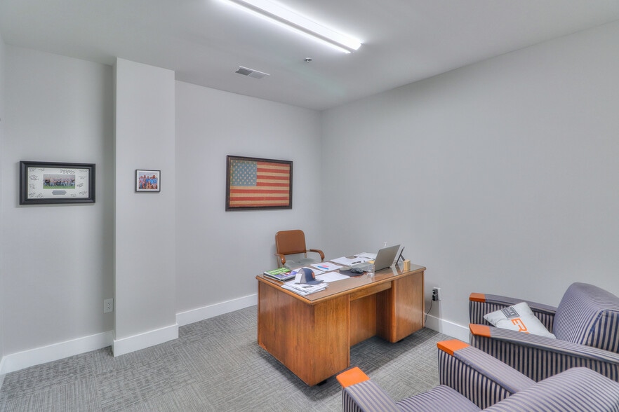 More Photos Of 605 River Rock Blvd, Murfreesboro Health Club For Lease