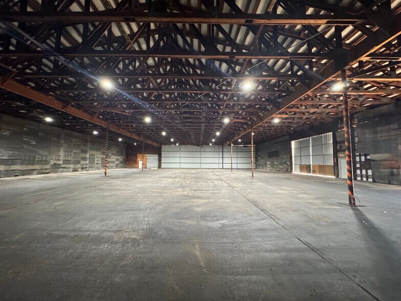 More Photos Of 813 Dumont St, South Houston Service For Lease