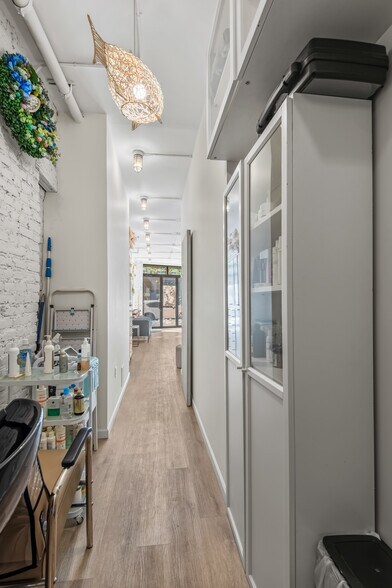 More Photos Of 251-253 Metropolitan Ave, Brooklyn Apartments For Lease