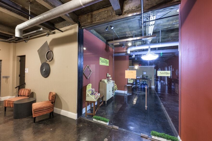 More Photos Of 255 Broad St., Kingsport General Retail For Sale