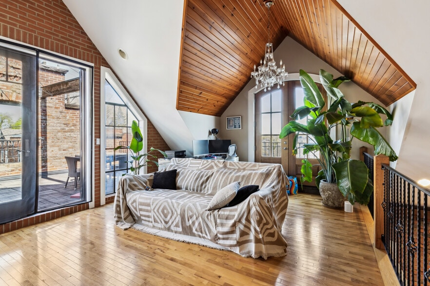 More Photos Of 801 Literary Rd, Cleveland Storefront Retail Residential For Sale
