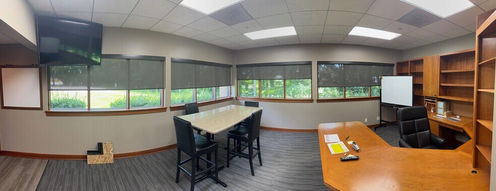 More Photos Of 2831 Dexter Dr, Elkhart Office For Sale