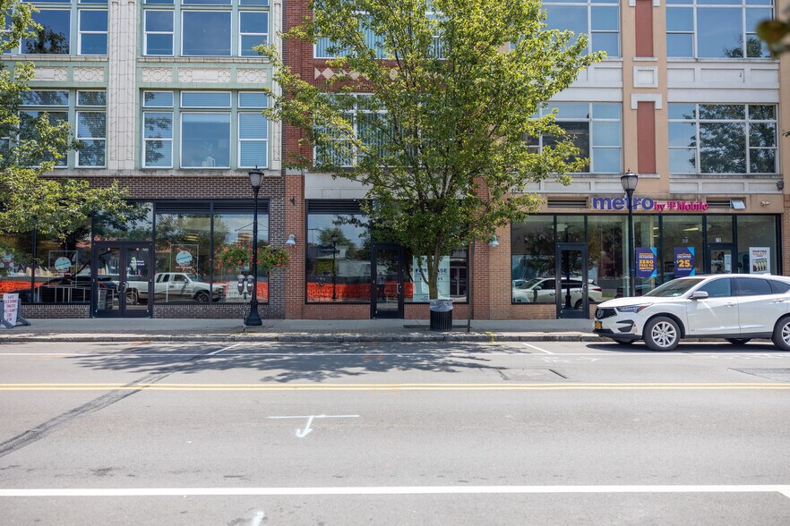 More Photos Of 24 E Northampton St, Wilkes Barre Unknown For Lease