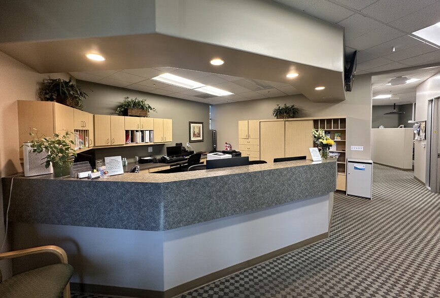 More Photos Of 995-999 E Stanley St, Livermore Medical For Sale