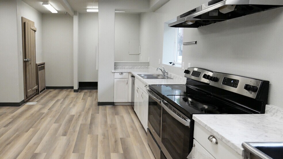 More Photos Of 801 S Shields St, Fort Collins Dormitory For Sale