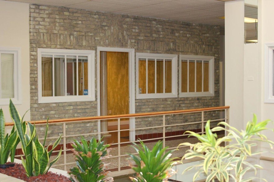 More Photos Of 13-25 Main St, Franklin Restaurant For Lease