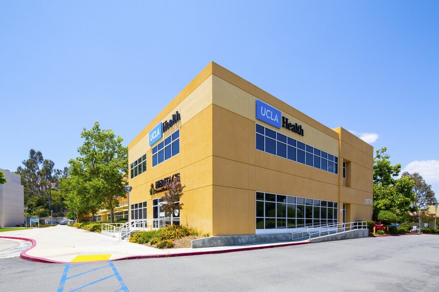 More Photos Of 25775 McBean Pky, Valencia Medical For Lease