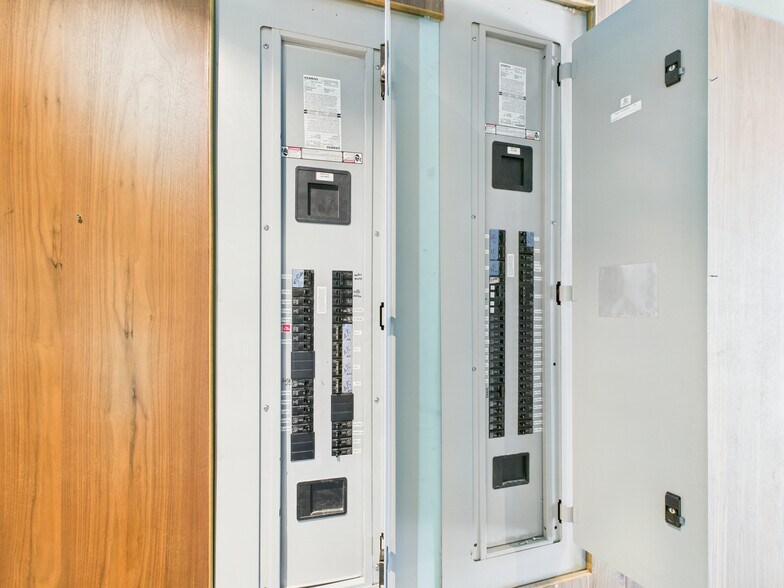 More Photos Of 2509 N Miami Ave, Miami Loft Creative Space For Lease