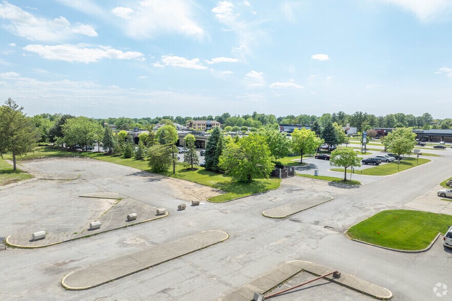 More Photos Of 1117 E Main St, Greenwood Land For Sale