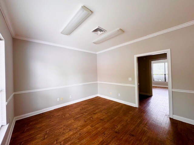 More Photos Of 330 Mallory Station Rd, Franklin Office For Lease