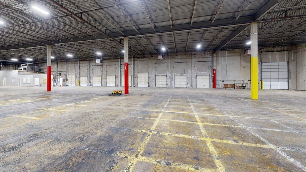 More Photos Of 40d Cotters Ln, East Brunswick Manufacturing For Lease
