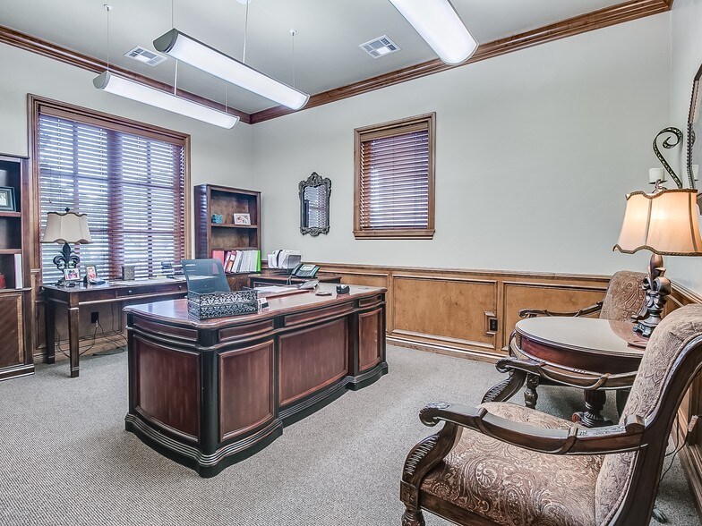 More Photos Of 1000 NW 139th Street Pky, Oklahoma City Office For Lease