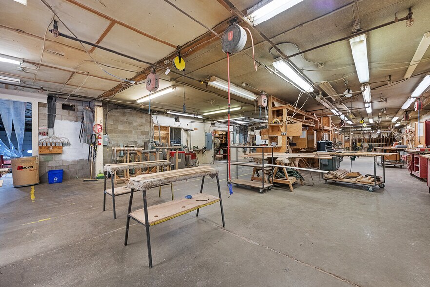More Photos Of 14 Conway St, Madawaska Valley Manufacturing For Sale