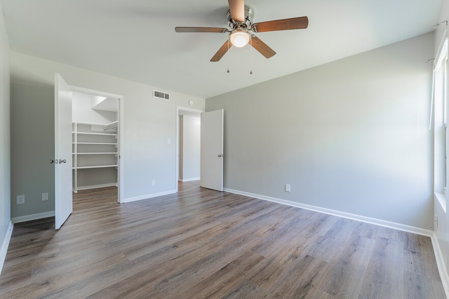 More Photos Of 407 N College St, Tullahoma Apartments For Sale